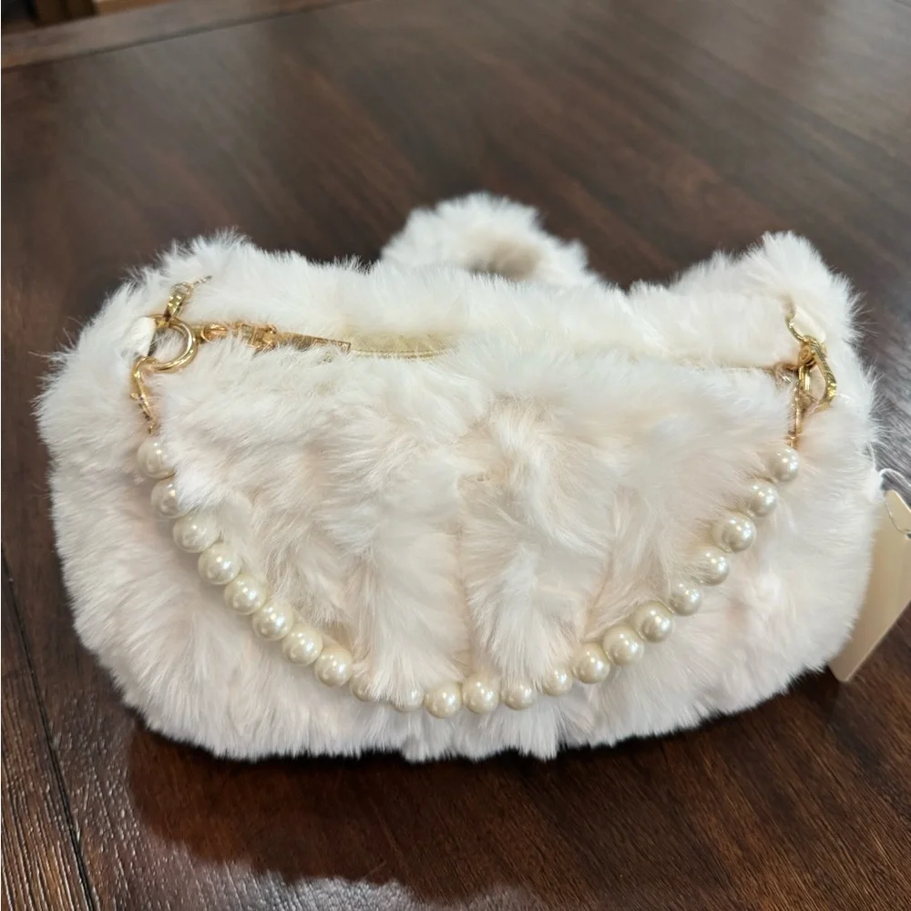 Elegant Pearl Handle Faux Fur Bag - Picture 7 of 14